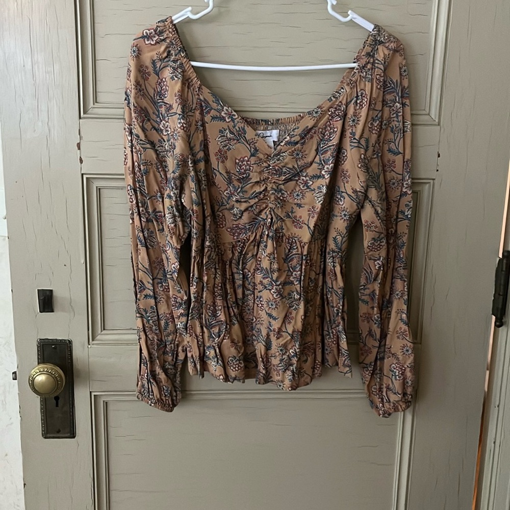 Women’s blouse